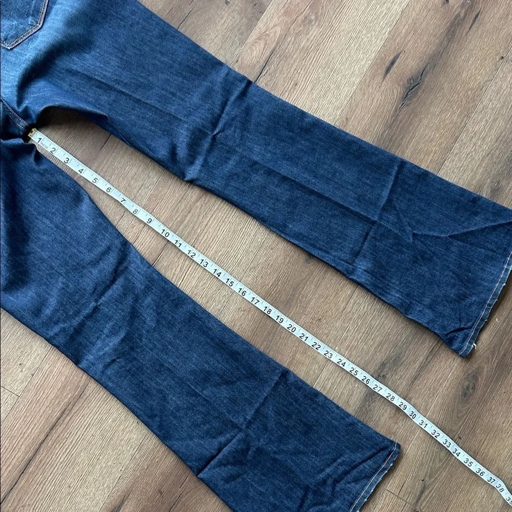 Lucky Brand Women's Blue Flared Jeans ! 6/28